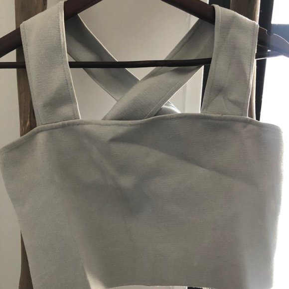 Babaton Torsten Knit Crop Top - Picture 4 of 5